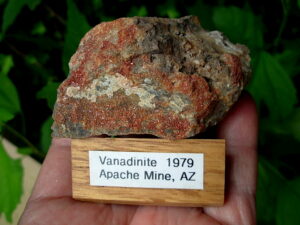 Vanadinite Apache Mine (1)