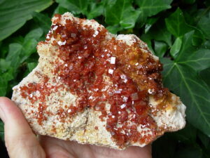 Vanadinite Morocco (1)